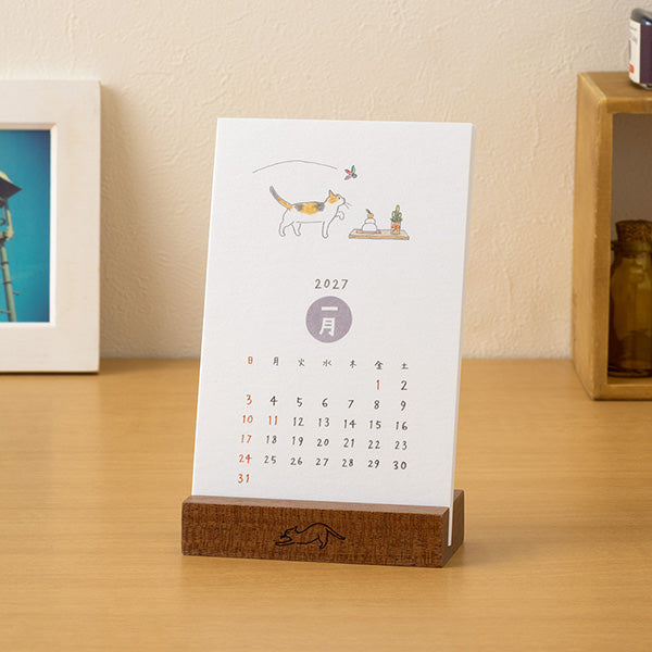 Midori 2027 Stand Calendar Cat