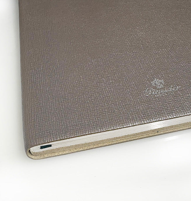 Pineider Milano Notebook Leather 80G. (A5) 14.5x21cm