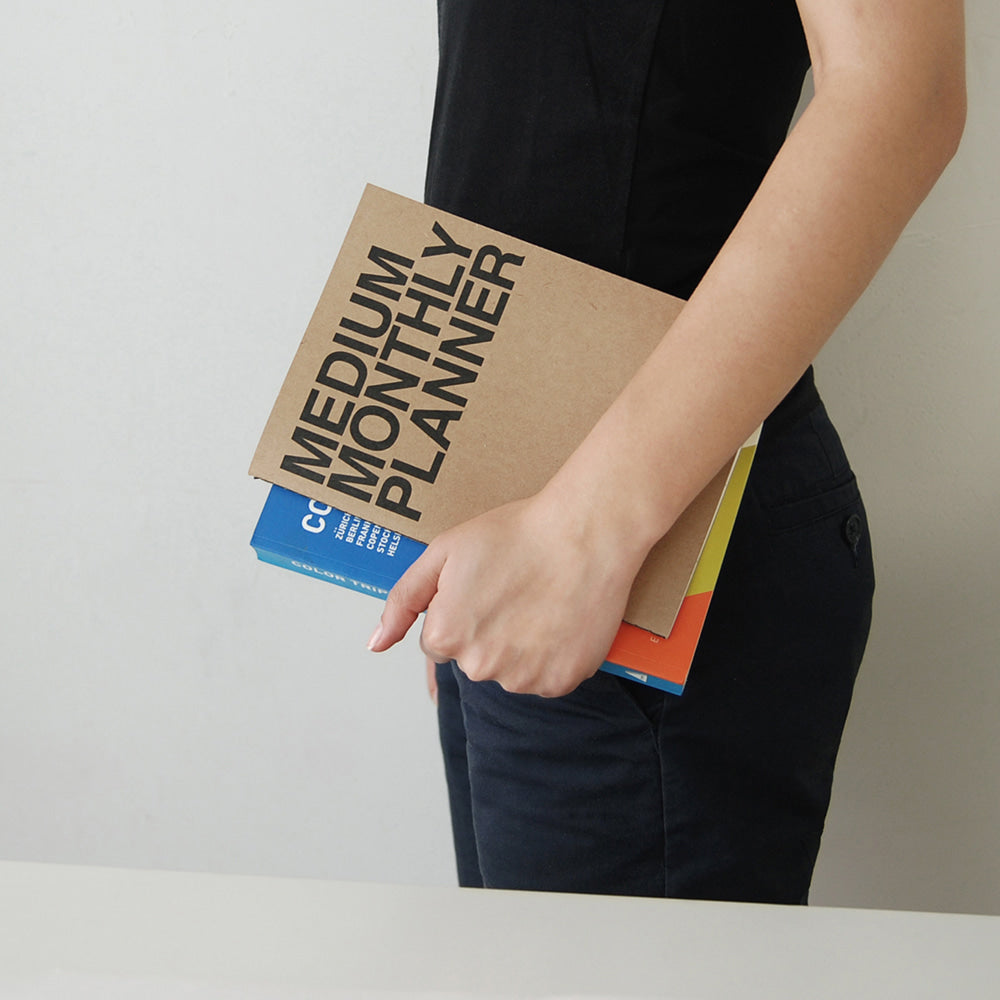 JStory Weekly Planner Medium Black/Gold