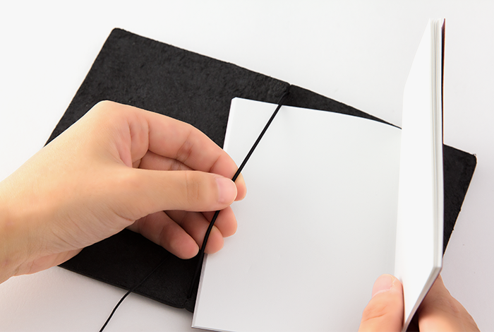 TRC Traveler's Notebook Leather Passport Size
