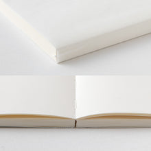 Load image into Gallery viewer, Midori MD Notebook Cotton Blank A5

