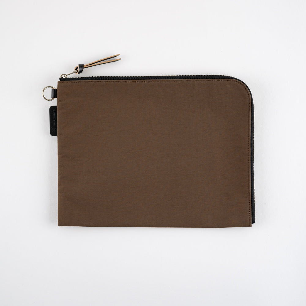 Hobonichi Tragen Flat Pouch A5 (Brown)