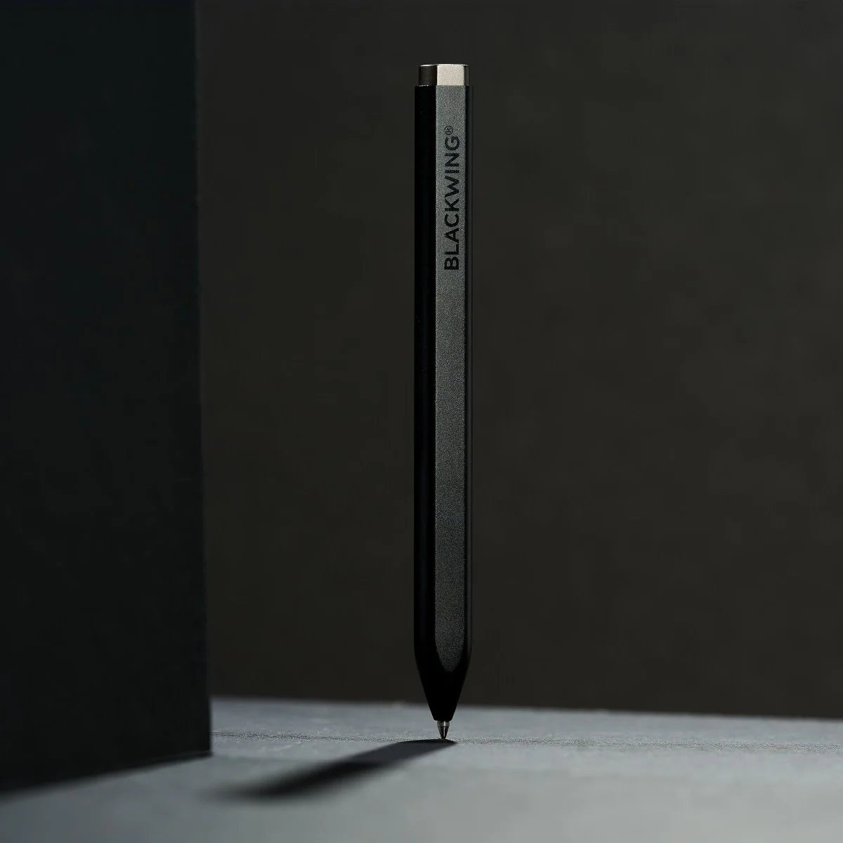 Blackwing Capless Rollerball Pen