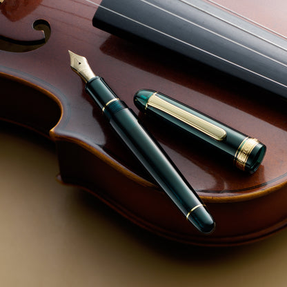 Platinum Century 3776 Fountain Pen Laurel Green GT 14K F