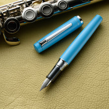 Load image into Gallery viewer, Platinum Procyon Fountain Pen T.  Blue M
