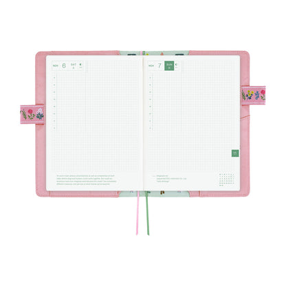 Hobonichi Cover A5 Yumi Kitagishi: White Cat Village