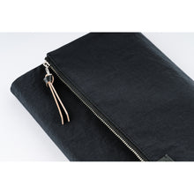 Load image into Gallery viewer, Hobonichi Planner Cover Tragen Black

