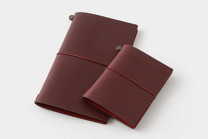 TRC TRAVELER'S Leather Cover LOVE AND TRIP Red Passport