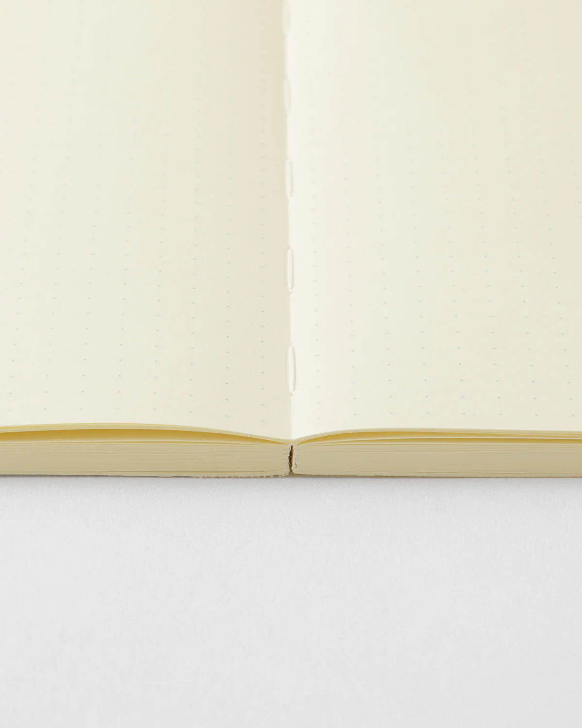 Midori MD Notebook B6 Slim Dot Grid
