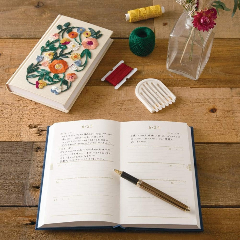 Midori 5-Year Diary Embroidery  Flower Beige