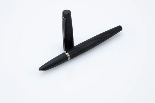 Diplomat Viper Guiloche Fountain Pen F