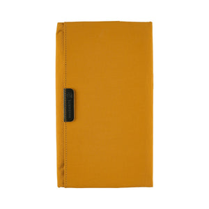 Hobonichi Weeks Cover 2026 Tragen: Mustard