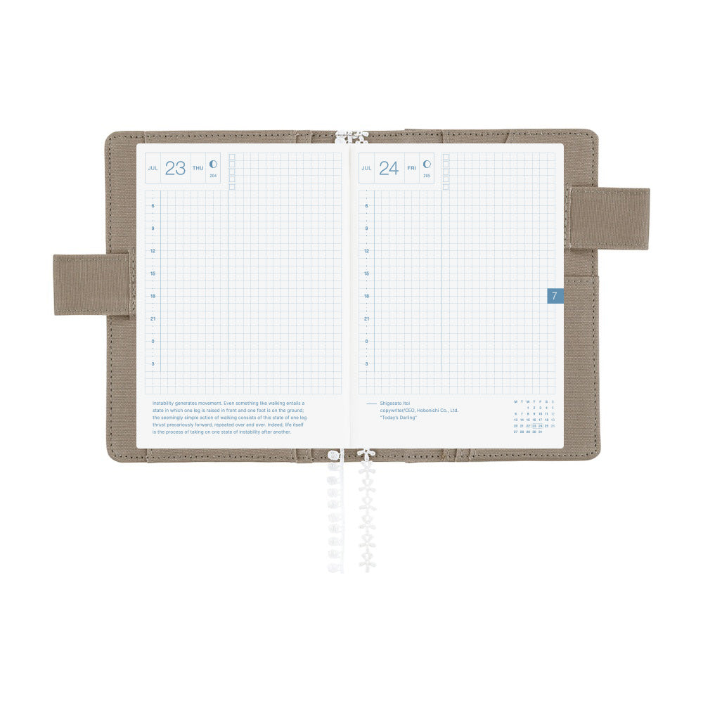 Hobonichi Cover A6 iyo okumi: A Story About Me