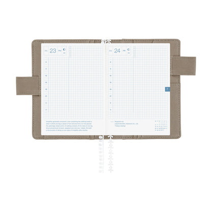 Hobonichi Cover A6 iyo okumi: A Story About Me