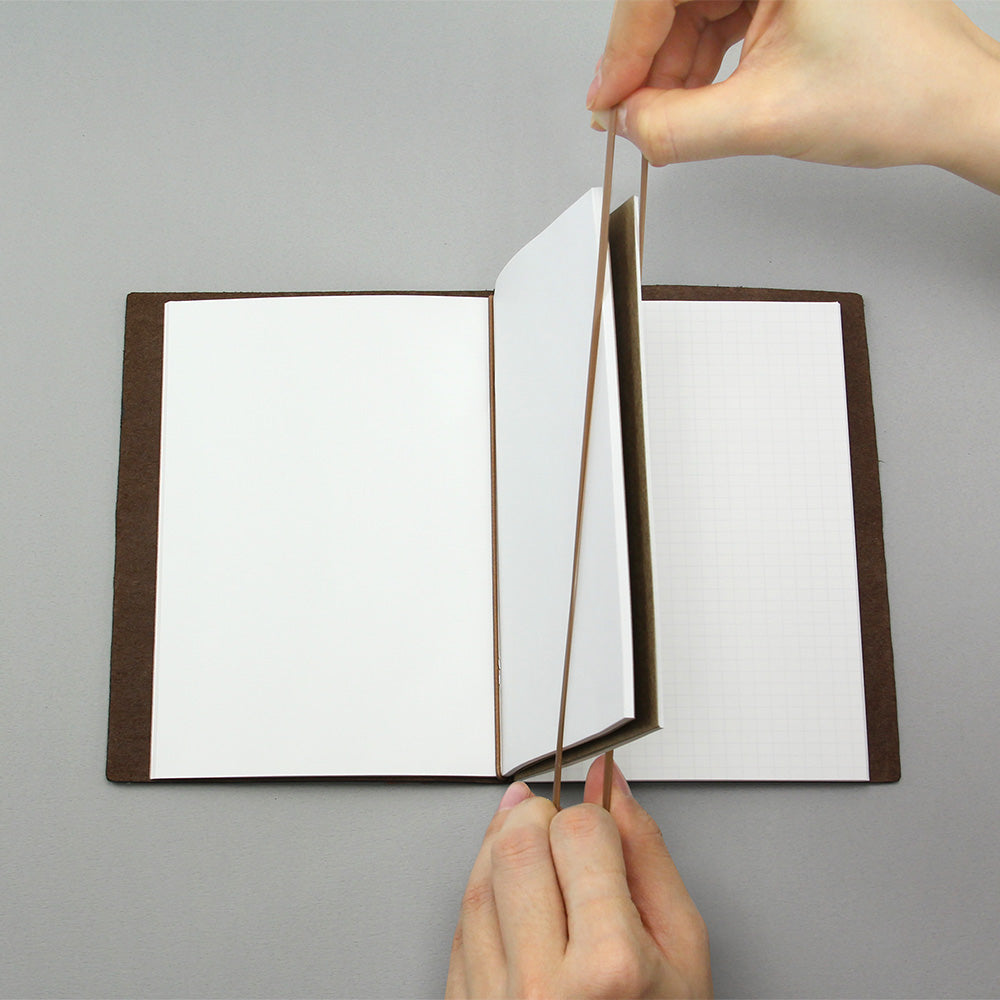 011 TRAVELER'S Passport notebook Refill Connecting Rubber Band