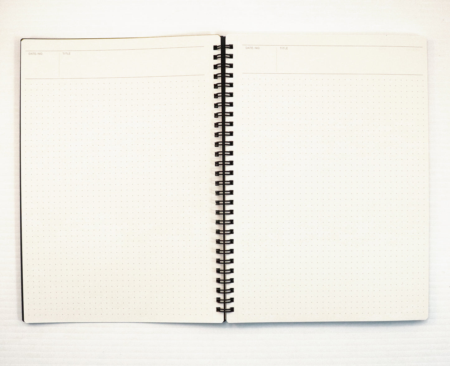 Mnemosyne B5 Notebook, 5 mm dotted, (168 mm x 252 mm / 7.05 inch x 9.92 inch) [N104]