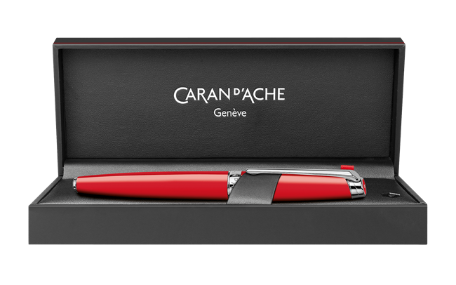 Caran D’Ache Leman Red Fountain Pen M