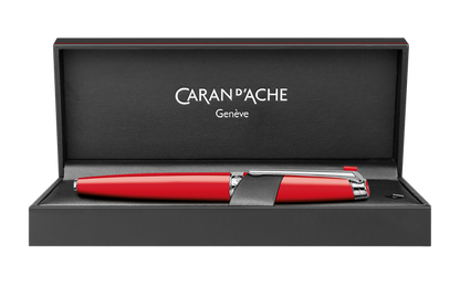Caran D’Ache Leman Red Fountain Pen M
